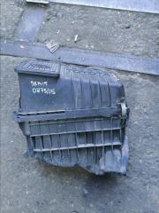 Корпус воздушного фильтра Toyota Gaia 1998