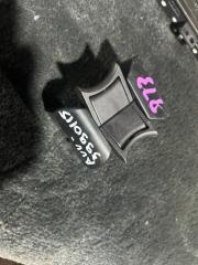 Фото запчасти подстаканник Toyota Camry 2012 контрактная запчасть Запчасть подстаканник Toyota Camry 2012