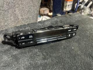 Блок климат-контроля Toyota Prius 2016