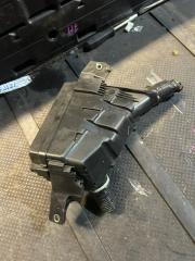 Блок предохранителей под капот HONDA VEZEL 2014 контрактная Блок предохранителей под капот HONDA VEZEL 2014