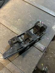 Запчасть крепление бампера заднее левое Mercedes-Benz C-Class 2012