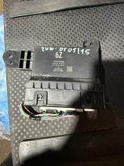 Запчасть блок управления климат контролем Toyota Prius 2016