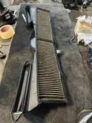 Фото запчасти рамка салонного фильтра BMW X1 2014 контрактная запчасть Запчасть рамка салонного фильтра BMW X1 2014