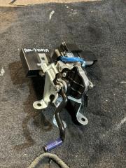 Фото запчасти педаль газа HONDA VEZEL 2013 контрактная запчасть Запчасть педаль газа HONDA VEZEL 2013