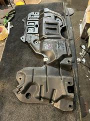 Запчасть защита двс правая Toyota Camry 2012