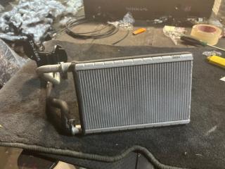 Фото запчасти радиатор печки BMW X1 2014 контрактная запчасть Запчасть радиатор печки BMW X1 2014