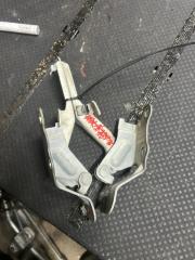 Фото запчасти петля капота Toyota Gaia 1998 контрактная запчасть Запчасть петля капота Toyota Gaia 1998