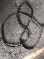 Уплотнительная резинка дверей задняя левая SUZUKI ESCUDO 2009 контрактная Уплотнительная резинка дверей задняя левая SUZUKI ESCUDO 2009