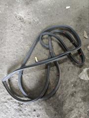 Уплотнительная резинка дверей задняя левая SUZUKI ESCUDO 2008 контрактная Уплотнительная резинка дверей задняя левая SUZUKI ESCUDO 2008