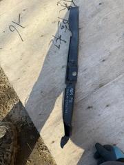 Запчасть накладка на крыло передняя правая Volkswagen TIGUAN 2011