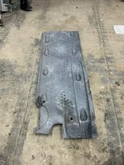 Запчасть защита днища левая Volkswagen TIGUAN 2011