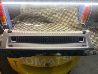 Запчасть накладка замка багажника Volkswagen TIGUAN 2011