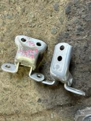 Петля двери передняя левая Toyota Camry 2008