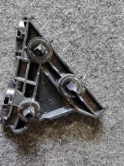 Запчасть крепление бампера заднее правое Toyota Camry 2006