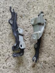 Запчасть петля капота MAZDA CX-7 2009