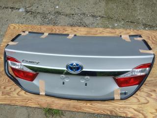 Крышка багажника Toyota Camry 2011