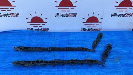 Крепление бампера заднее правое TOYOTA CAMRY