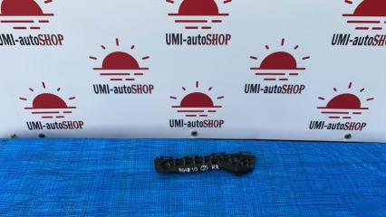 Крепление бампера заднее правое TOYOTA AQUA