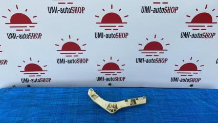 Крепление бампера заднее правое NISSAN MURANO 2009