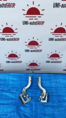 Петля капота правая TOYOTA PRIUS