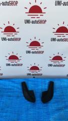 Уголок решетки под дворники левый TOYOTA VOXY 2014