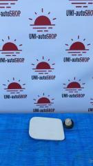 Лючок бензобака TOYOTA VOXY 2014