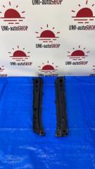 Балка подвески передняя правая LEXUS HS250h 2013