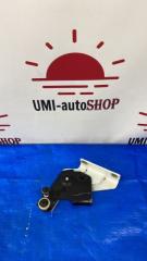 Ролик раздвижной двери задний правый NISSAN SERENA 2017 контрактная Ролик раздвижной двери задний правый NISSAN SERENA 2017