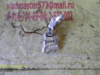 Запчасть петля дверная задняя TOYOTA VITZ 2005-2010