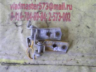 Запчасть петля дверная передняя левая TOYOTA LITE ACE 2008-2020