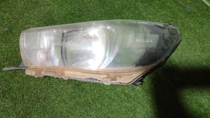 Фара левая TOYOTA HILUX 2015- Б/У Фара левая TOYOTA HILUX 2015-