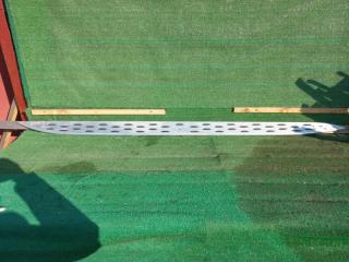 Запчасть накладка на подножку левая Mercedes-benz M-Class 2011-