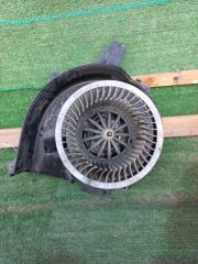 Фото запчасти мотор печки SKODA RAPID 2012 Б/У запчасть Запчасть мотор печки SKODA RAPID 2012