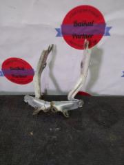 Фото запчасти петли капота MAZDA MPV 07.11.2005 контрактная запчасть Запчасть петли капота MAZDA MPV 07.11.2005