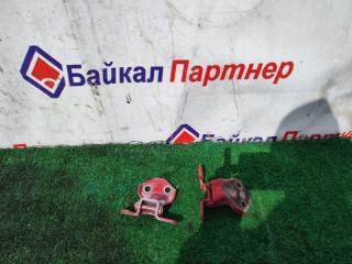 Петля двери передняя правая MAZDA DEMIO 2001 контрактная Петля двери передняя правая MAZDA DEMIO 2001