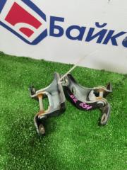 Петля двери передняя правая HONDA FREED SPIKE 2011 контрактная Петля двери передняя правая HONDA FREED SPIKE 2011