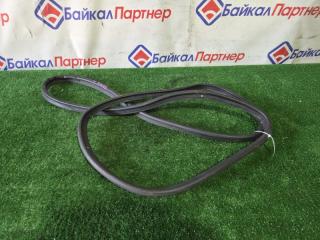 Уплотнитель двери TOYOTA CAMRY 2011