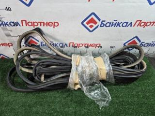 Уплотнитель двери TOYOTA GAIA 2002