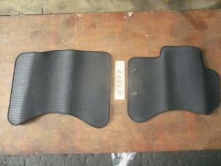 Коврики комплект  SUBARU   IMPREZA   GH2        2 ракурс