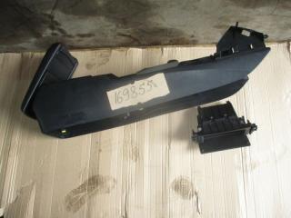 Подлокотник TOYOTA MARK X GRX130 2 ракурс Подлокотник TOYOTA MARK X GRX130 2 ракурс