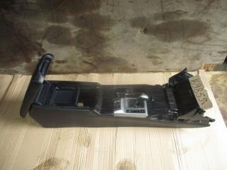Подлокотник  TOYOTA   MARK X   GRX130        4 ракурс