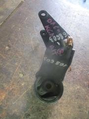 Подушка двигателя задняя  SUZUKI   EVERY   DA64V   K6A     2 ракурс