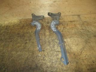Петля капота HONDA FIT GD1GD2GD3GD4 1 ракурс Петля капота HONDA FIT GD1GD2GD3GD4 1 ракурс