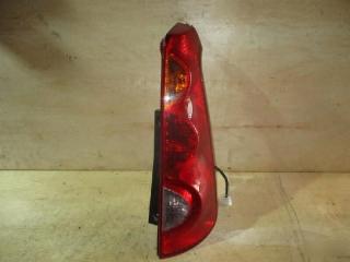 Стоп правый задний  NISSAN   NOTE   E11      22063780  1 ракурс