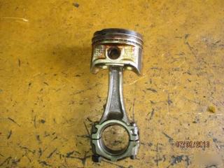 Поршень  NISSAN   STAGEA   C34   RB25     2 ракурс