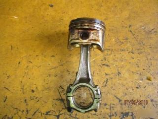 Поршень  NISSAN   STAGEA   C34   RB25     2 ракурс
