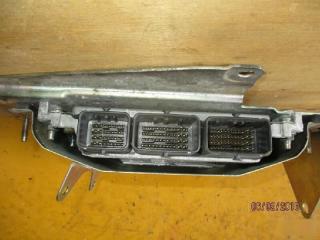 Блок управления efi  NISSAN   SERENA   HC26   MR20DD   237031VA2A  2 ракурс