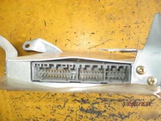 Блок управления efi  TOYOTA   CARINA   ST170   4S   8966120823  2 ракурс