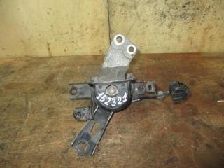 Подушка двигателя правая передняя  TOYOTA   COROLLA RUMION   NZE151   1NZ     2 ракурс