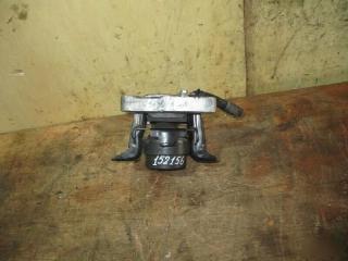 Подушка двигателя правая передняя  SUZUKI   HUSTLER   MR41S   R06A     1 ракурс